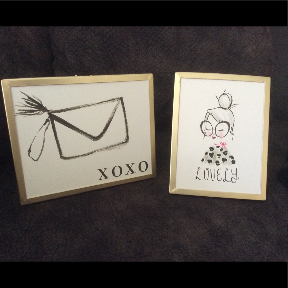 Set of desk/wall decor